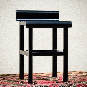 Tabouret métal recyclé vue de profil